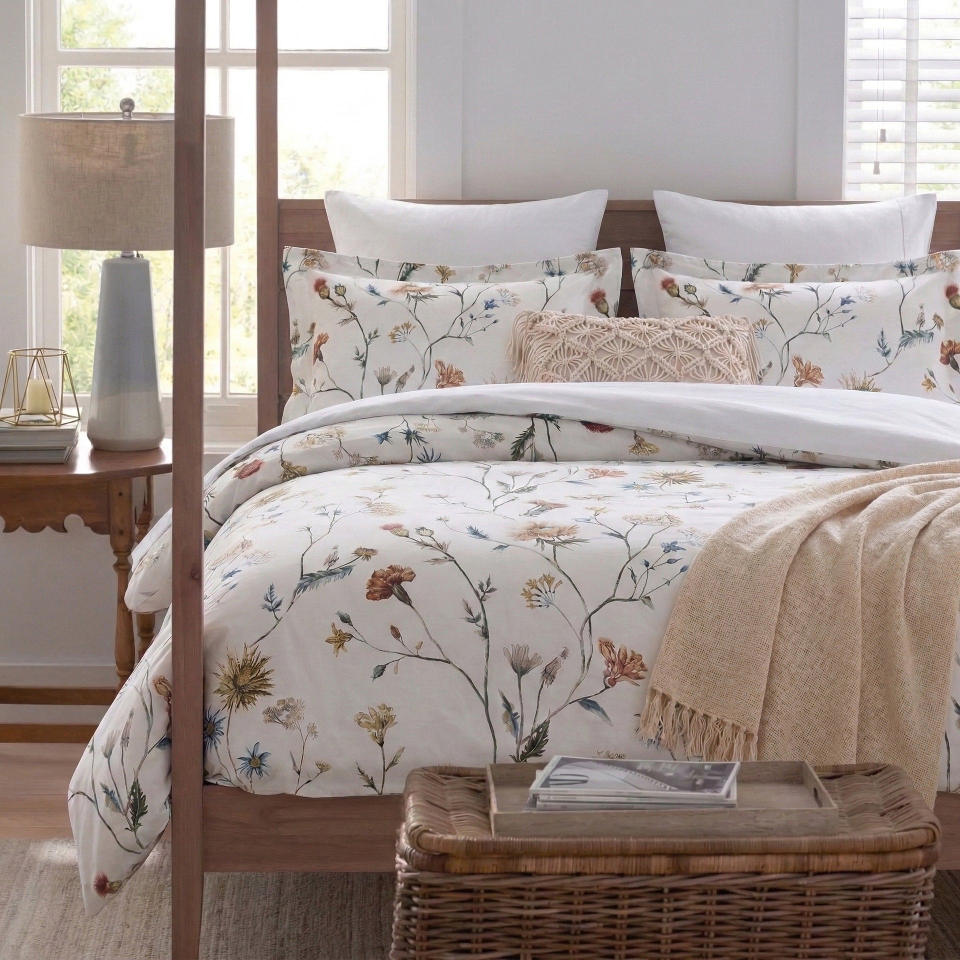 Wildflower Garden 100% Cotton Duvet Cover Set - White/Multi