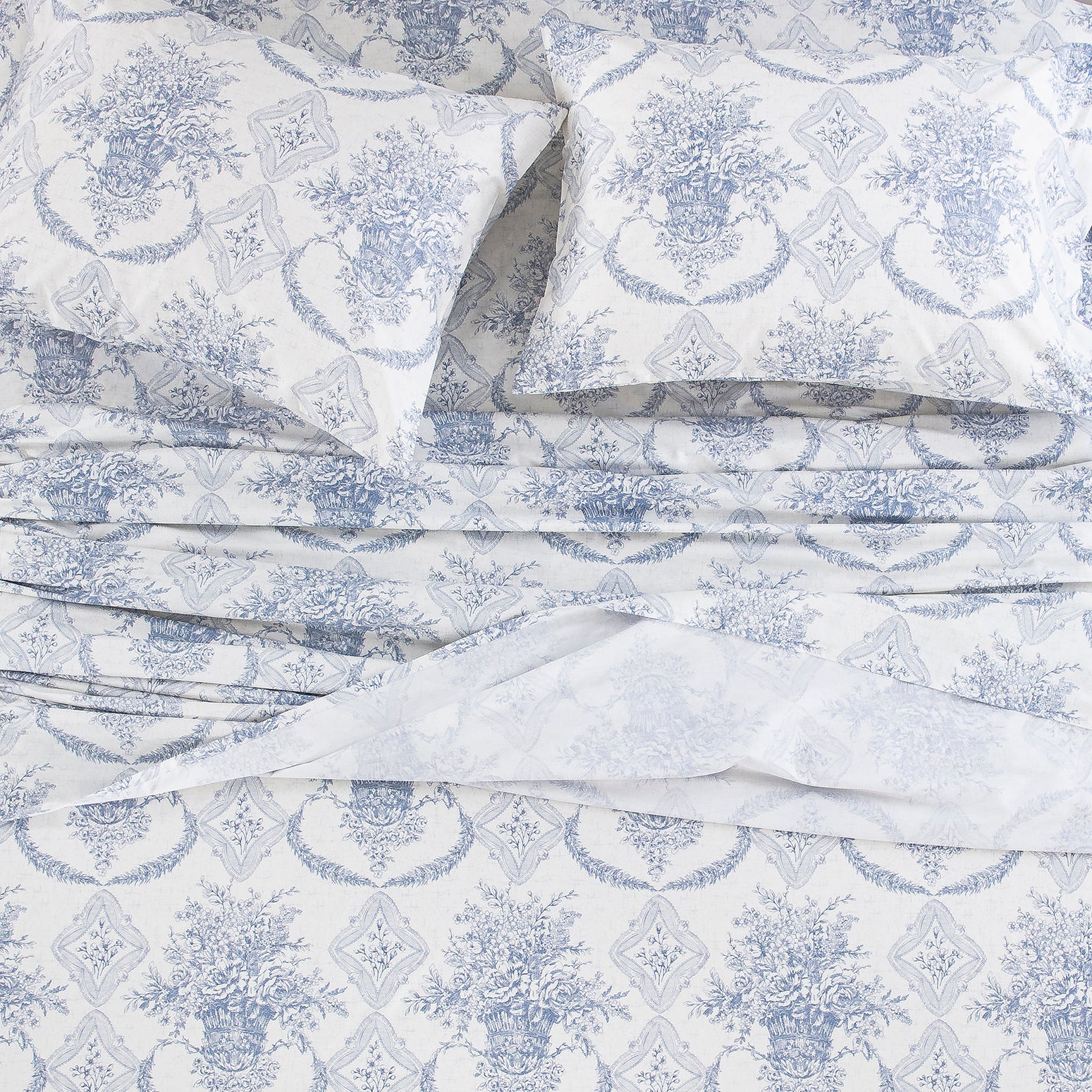 Classic Blue Toile 100% Cotton Sheet Set