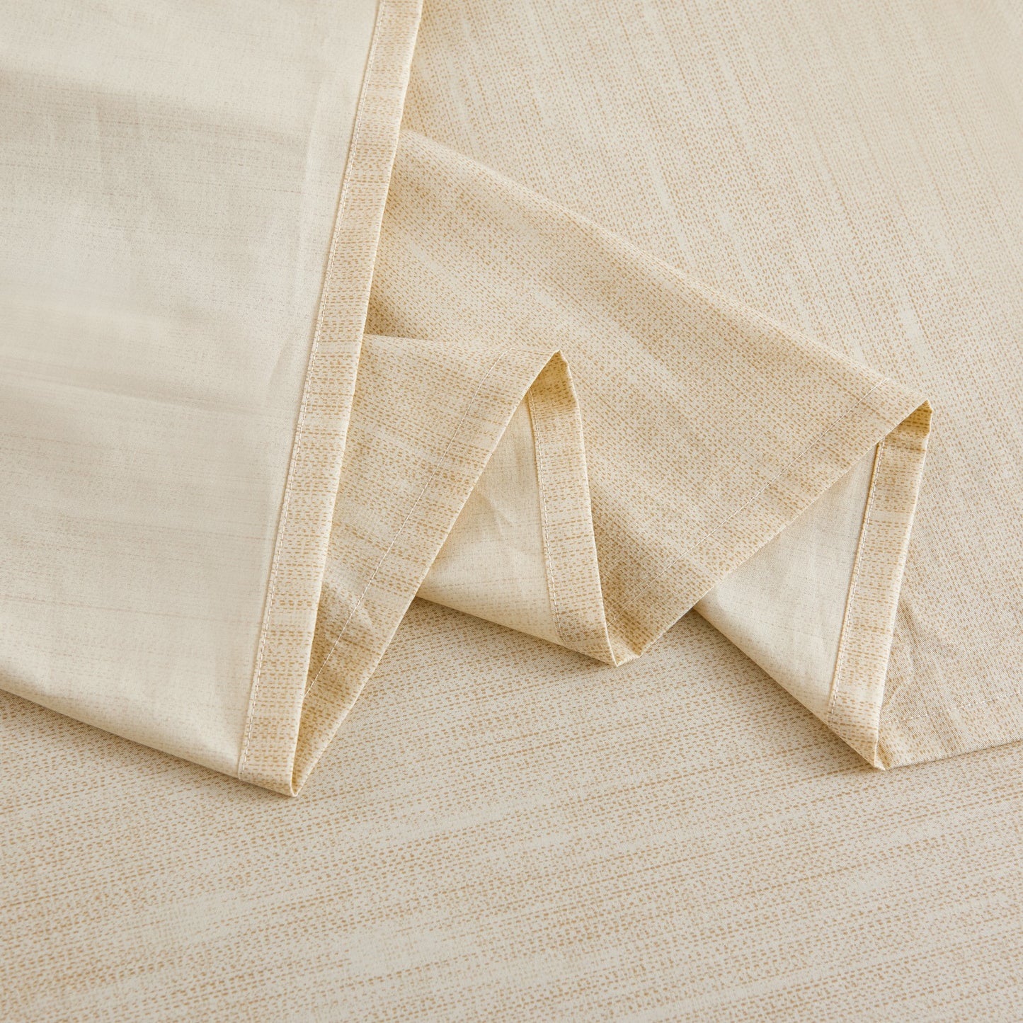 Gold Dashed Line Cotton Sheet Set